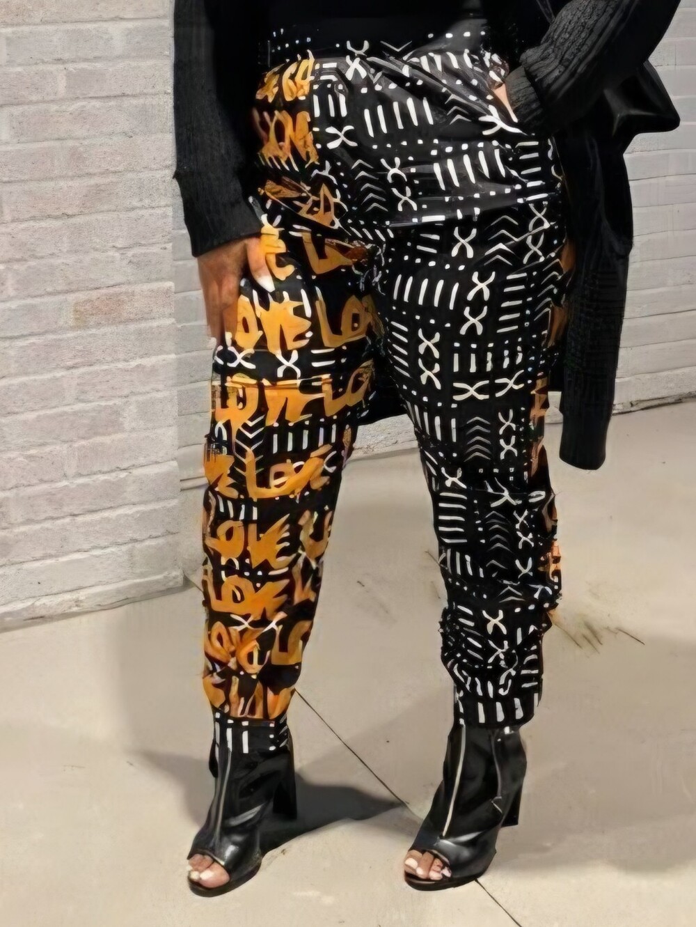 Black & Orange Patterned Women's Jogger Pants